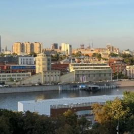 Продажа 2-комн квартиры на вторичном рынке Украинский бульвар