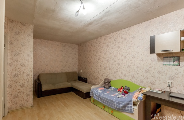 Продажа 1-комн квартиры на вторичном рынке Металлострой, Плановая ул,  д. 20