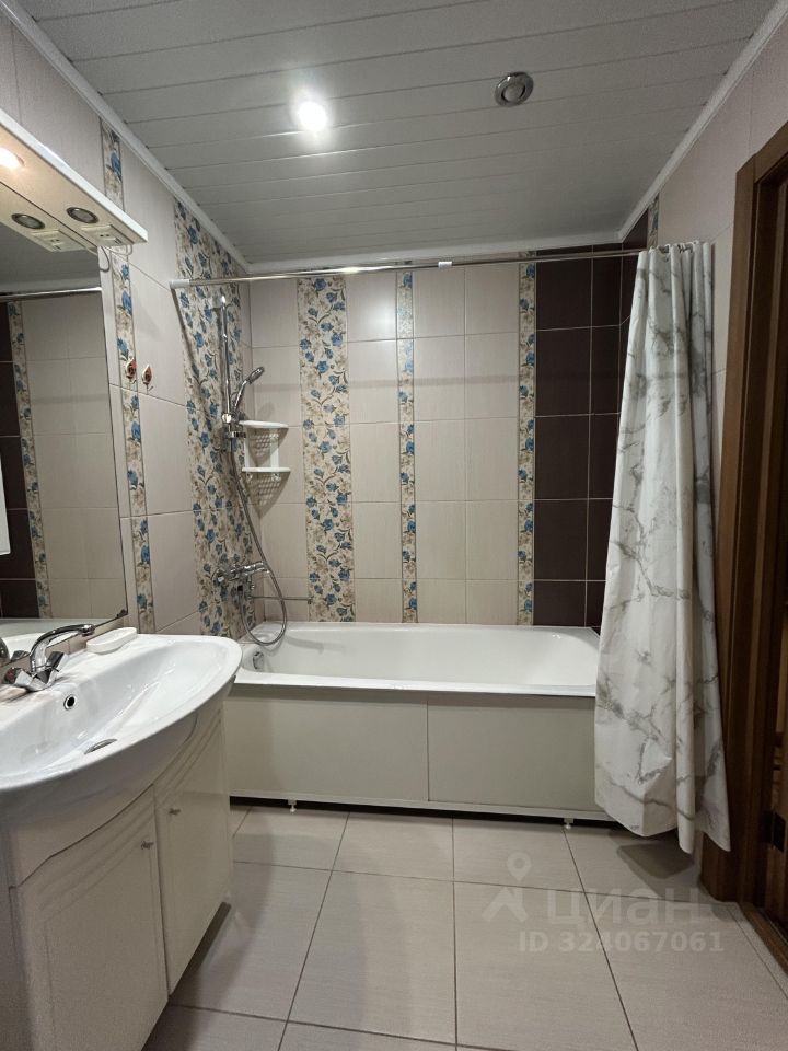 Аренда 1-комн квартиры на вторичном рынке Мурино, площадь Привокзальная, 3к3