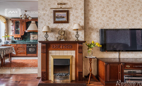 Продажа 4-комн квартиры на вторичном рынке Дунайский пр-кт