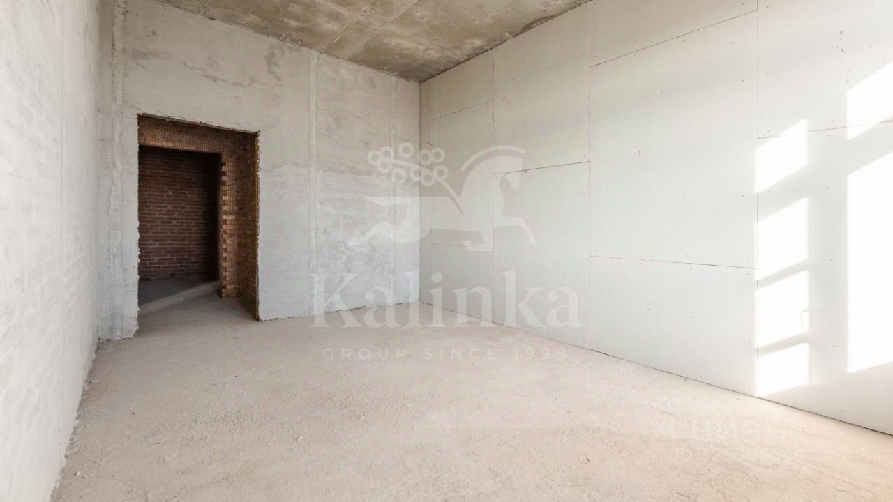 Продажа 5-комн квартиры на вторичном рынке Саввинская набережная, 9