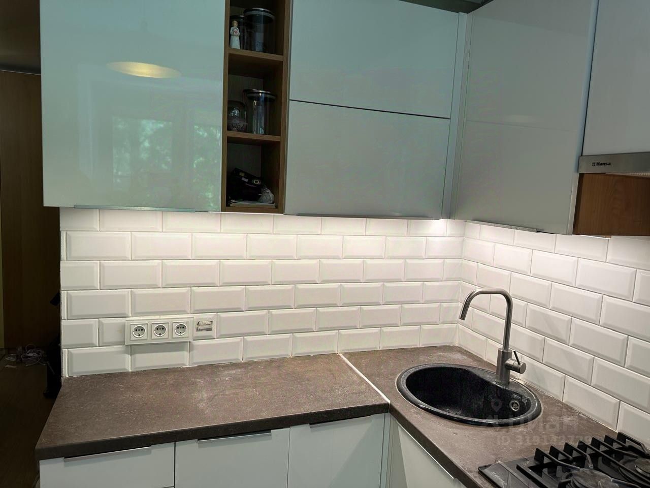 Продажа 2-комн квартиры на вторичном рынке Белые Столбы мкр, улица 2-я Московская, 60