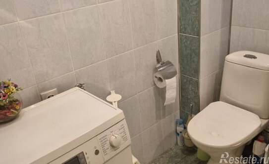 Продажа 2-комн квартиры на вторичном рынке Аэропортовская 1-я ул,  д. 6