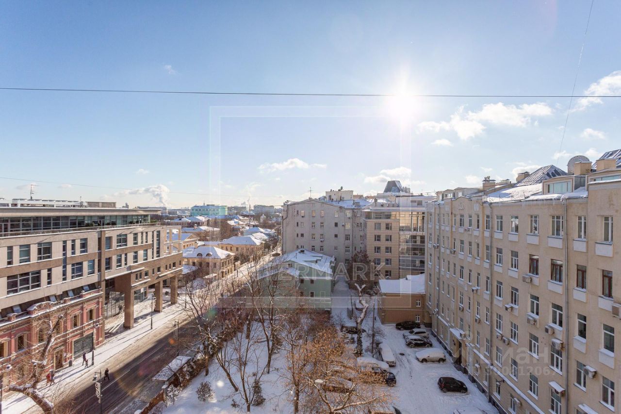 Продажа 1-комн квартиры на вторичном рынке Садовая-Триумфальная улица, 22/31