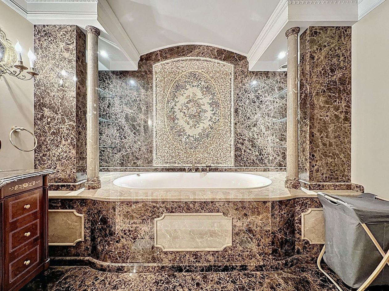 Аренда 4-комн квартиры на вторичном рынке 1-й Обыденский переулок, 12С1