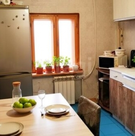 Продажа 2-комн квартиры на вторичном рынке Оболенск, проспект Биологов,  д. 2