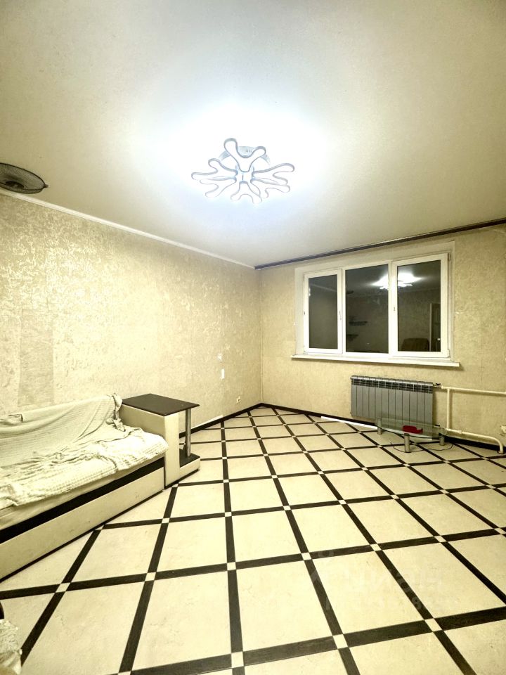 Продажа 3-комн квартиры на вторичном рынке Монино пгт, улица Алксниса, 42