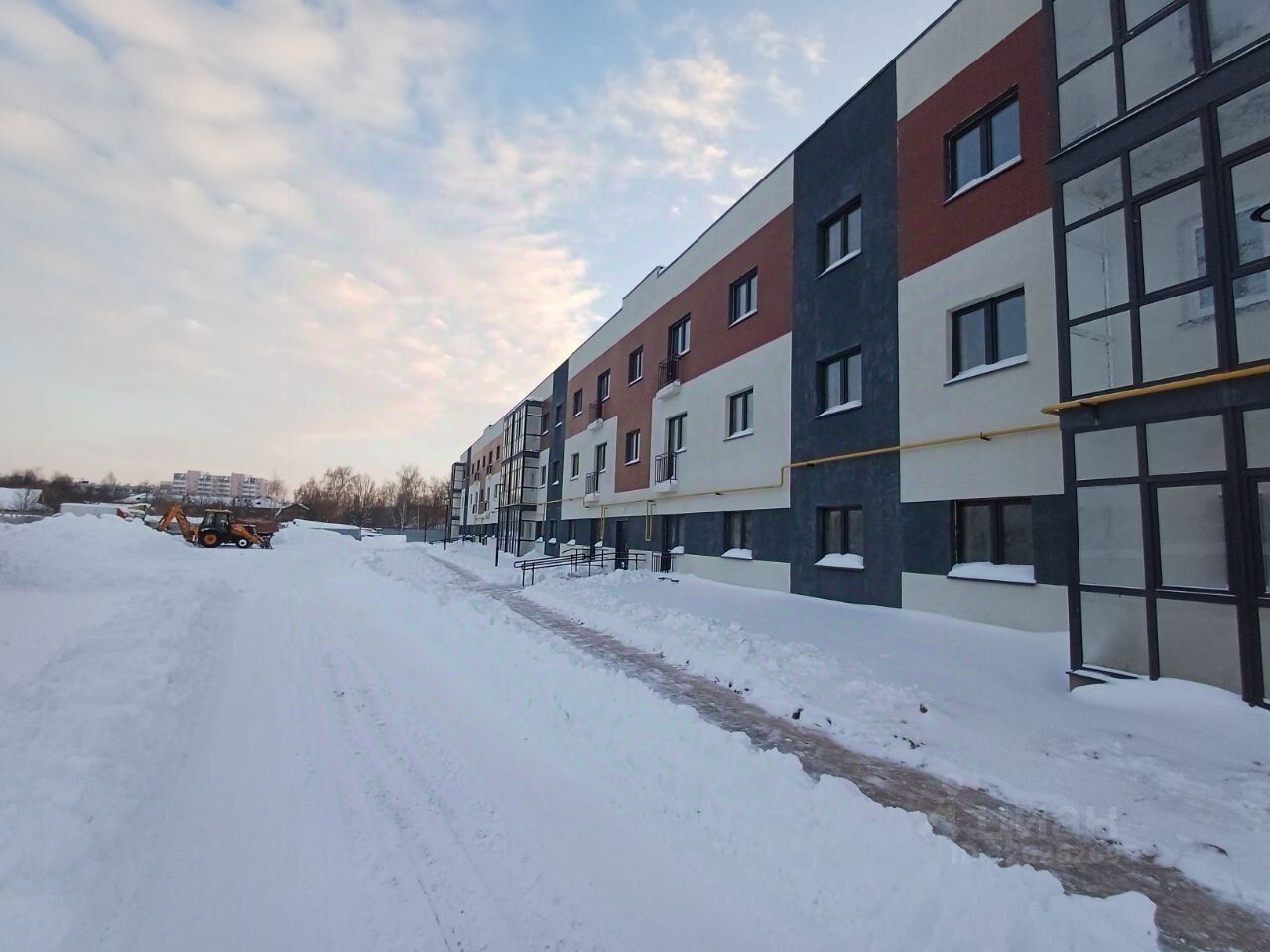 Продажа 1-комн квартиры на вторичном рынке д. Скрылья, 281