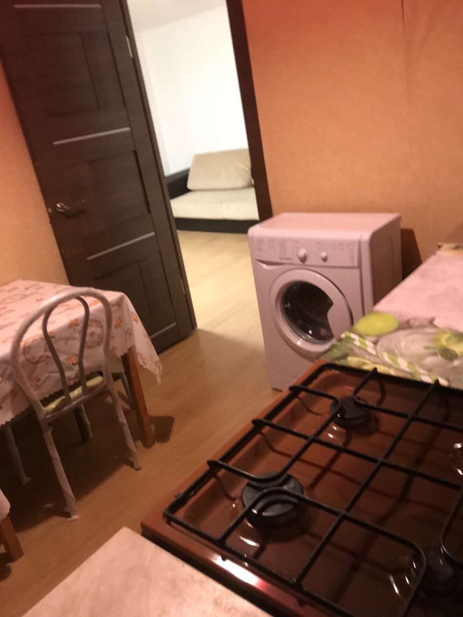 Продажа 1-комн квартиры на вторичном рынке Химки, улица Чапаева,  7