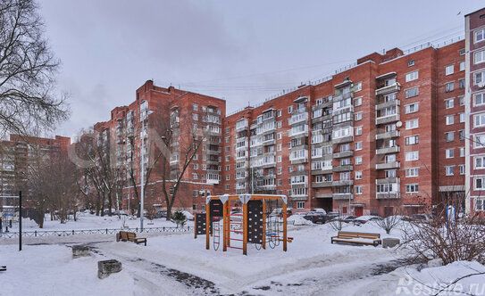 Продажа 2-комн квартиры на вторичном рынке Колпино г, Трудящихся б-р,  д. 35 к2