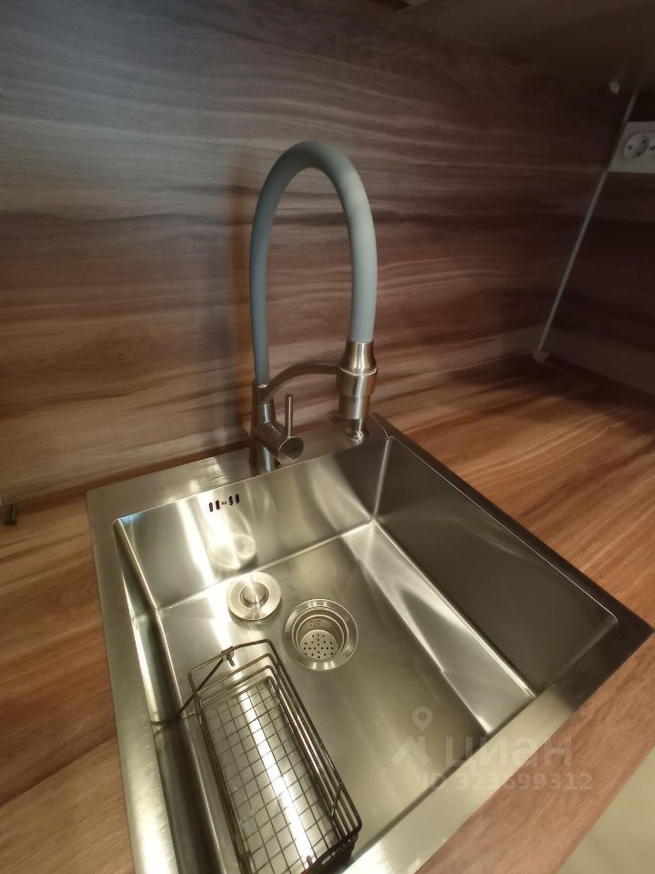 Продажа 2-комн квартиры на вторичном рынке пос. Парголово, улица Михаила Дудина, 12