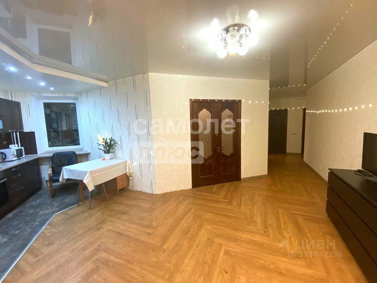 Продажа 3-комн квартиры на вторичном рынке Климовск мкр, проезд Больничный,  д. 2к1