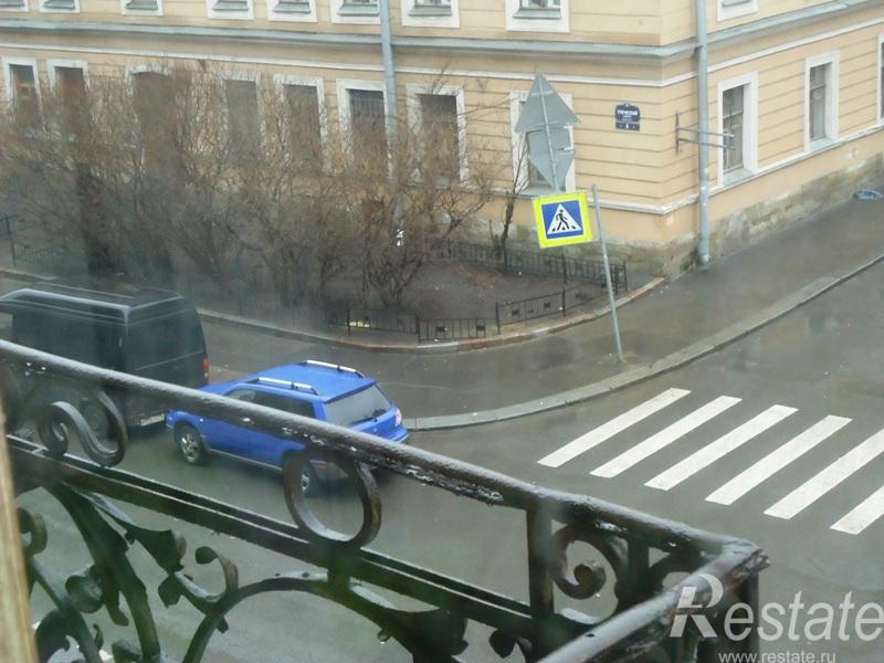 Продажа 5-комн квартиры на вторичном рынке Греческий пр-кт ,  д. 17