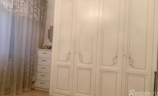 Продажа 2-комн квартиры на вторичном рынке Союзный пр-кт,  д. 4