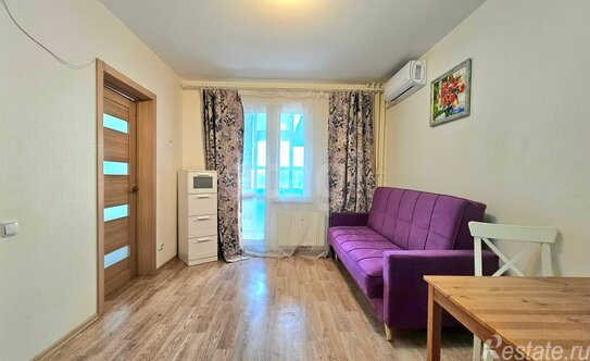 Продажа 1-комн квартиры на вторичном рынке Пейзажная улица,  д. 4 к1