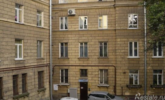 Продажа 3-комн квартиры на вторичном рынке Кондратьевский пр-кт,  д. 42