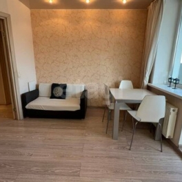 Продажа 1-комн квартиры на вторичном рынке ул Шелгунова,  д. 7,  к. 2