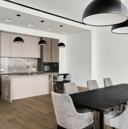 Продажа 4-комн квартиры на вторичном рынке улица Костикова,  д. 4 к1