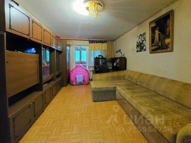 Продажа 2-комн квартиры на вторичном рынке Сергиев Посад, бульвар Свободы, 4