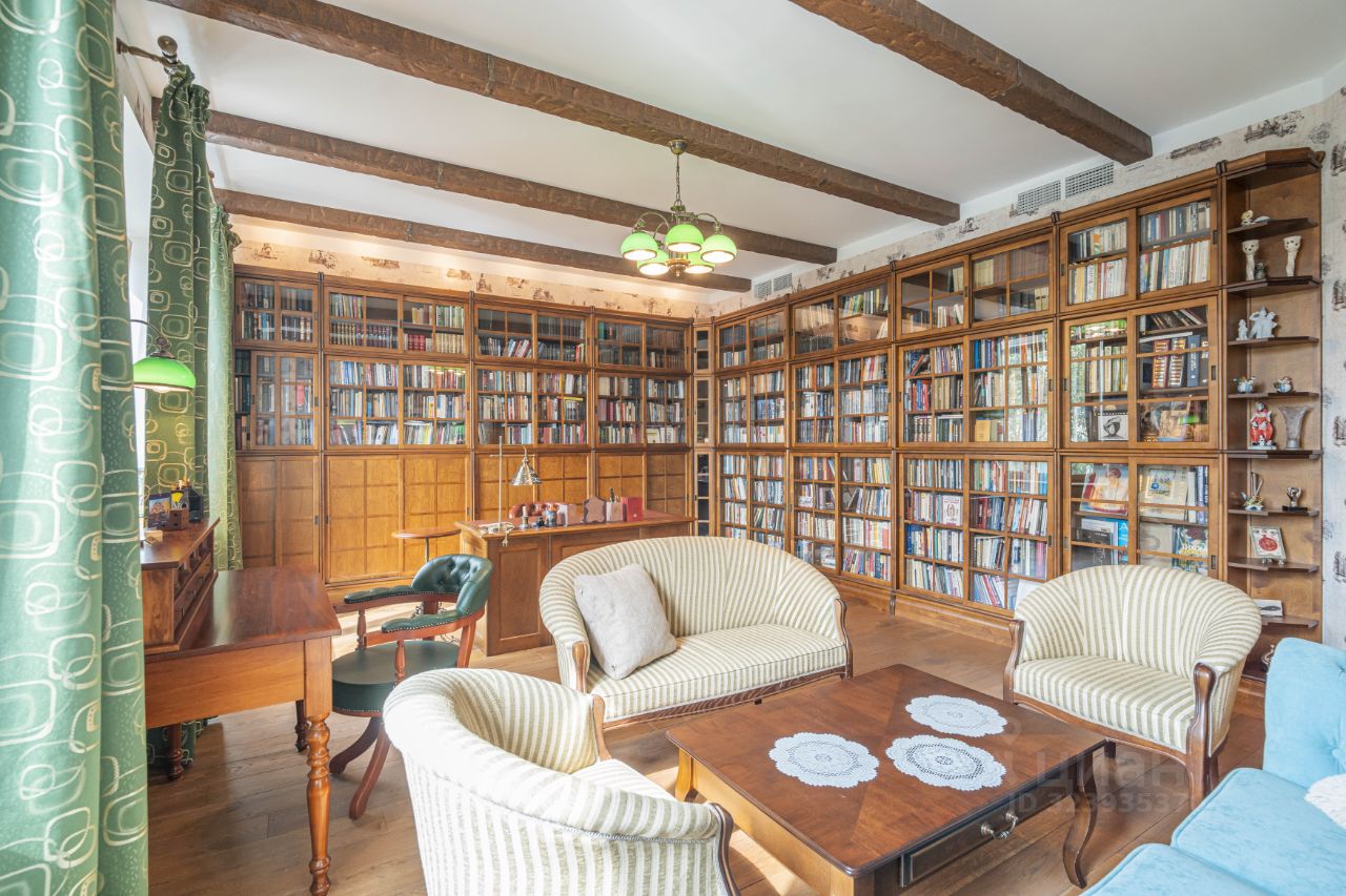 Аренда 3-комн квартиры на вторичном рынке Смоленский бульвар, 15