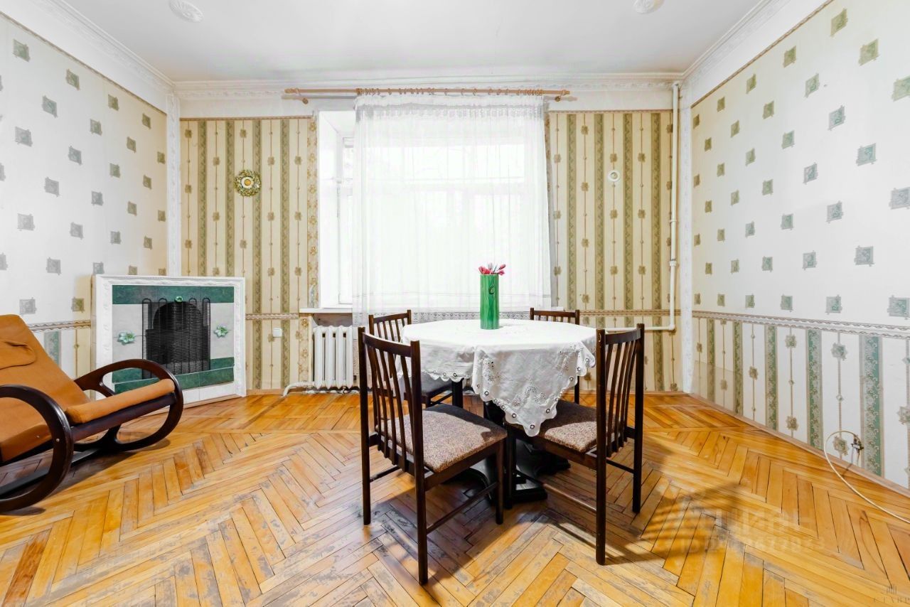 Продажа 3-комн квартиры на вторичном рынке Дегтярный переулок, 28