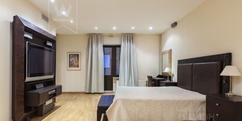 5-комн квартира улица Гашека,  д. 2 с1