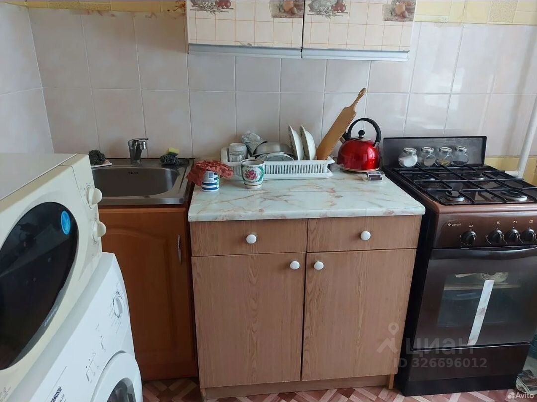 Продажа 1-комн квартиры на вторичном рынке Кингисепп, проспект Карла Маркса, 55/2