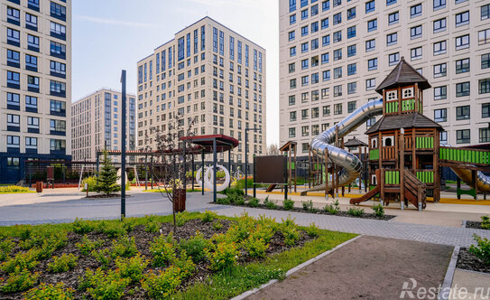 Продажа 3-комн квартиры на вторичном рынке Планерная улица,  д. 99