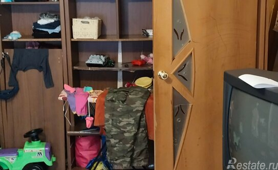 Продажа 2-комн квартиры на вторичном рынке Петергоф г, Разведчика б-р,  д. 8,  к. 2