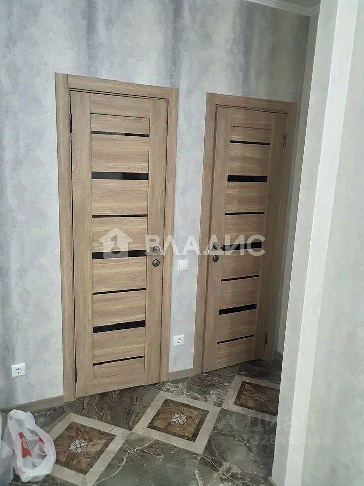 Продажа 2-комн квартиры на вторичном рынке Сходня мкр, улица Микояна, 23к1