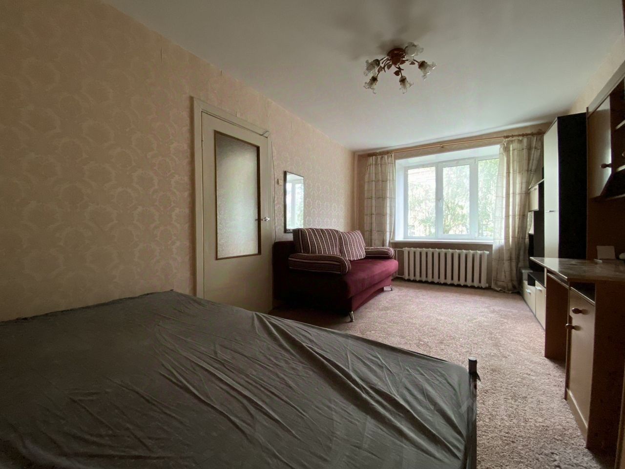 Продажа 1-комн квартиры на вторичном рынке проспект Тореза, 9