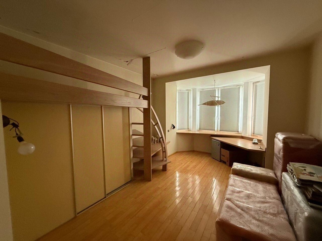 Продажа 4-комн квартиры на вторичном рынке Вязовая улица, 13к2