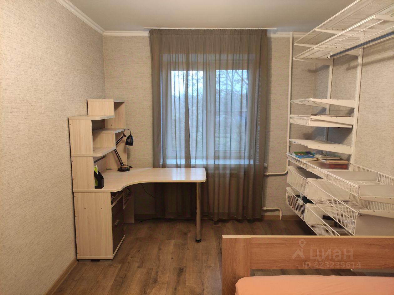 Продажа 2-комн квартиры на вторичном рынке Климовск мкр, улица Первомайская,  д. 1