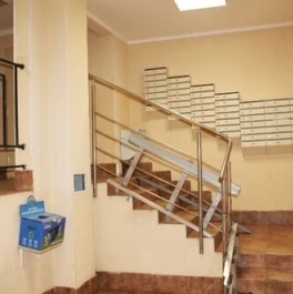 Продажа 3-комн квартиры на вторичном рынке Кузнецова пр-кт,  д. 10,  к. 2