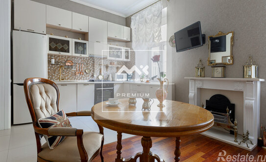 Продажа 1-комн квартиры на вторичном рынке Караванная улица,  д. 7