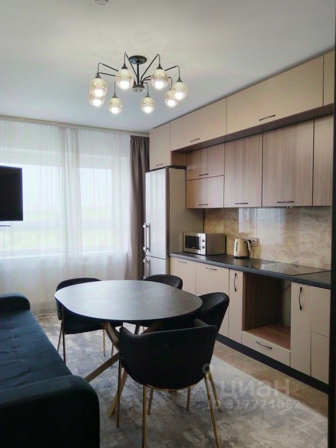 Продажа 2-комн квартиры на вторичном рынке Варшавское шоссе, 170Ек10