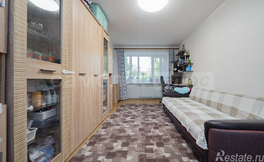 Продажа 2-комн квартиры на вторичном рынке Южный, улица Мира,  д. 10