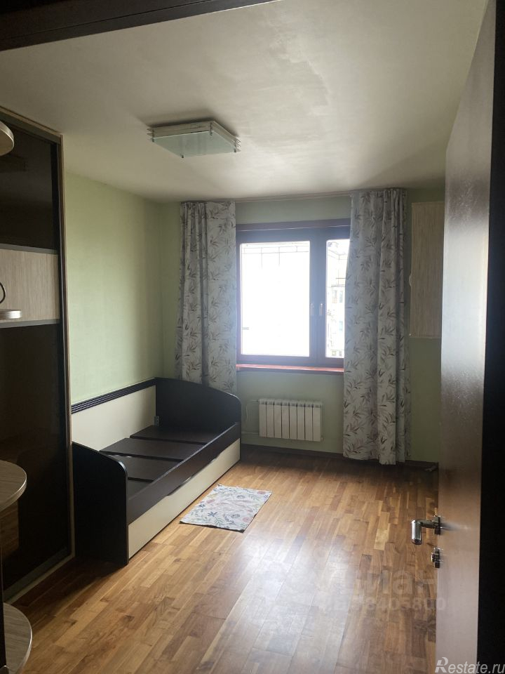 Аренда 3-комн квартиры на вторичном рынке Бобруйская улица,  д. 12