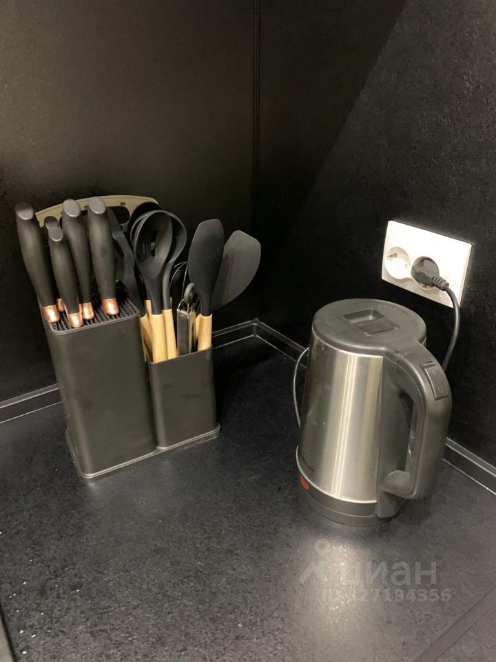 Аренда 1-комн квартиры на вторичном рынке пос. Ковалево, улица Александра Разгонина, 1к1