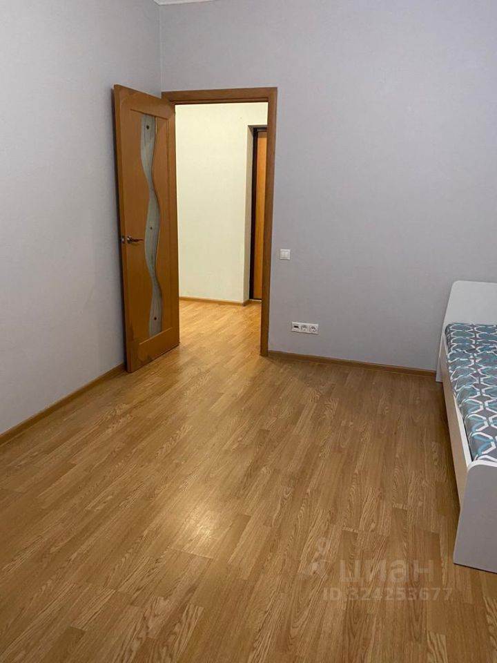 Аренда 1-комн квартиры на вторичном рынке Нахабино пгт, улица Красноармейская, 64