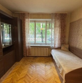 Продажа 1-комн квартиры на вторичном рынке улица Коминтерна,  д. 28