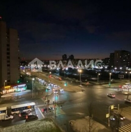 Продажа 1-комн квартиры на вторичном рынке улица Десантников,  д. 22