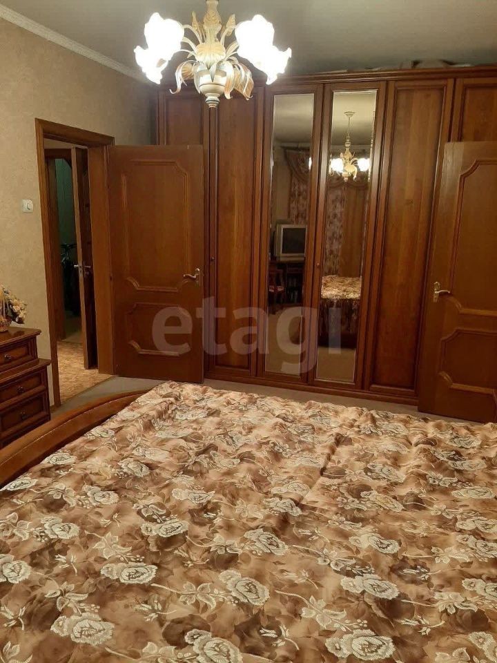 Продажа 4-комн квартиры на вторичном рынке Королев, улица Горького, 43