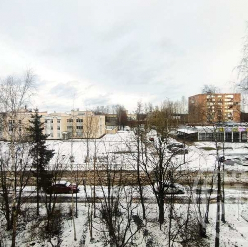 2-комн квартира Кировск г., Новая ул. ,  д. 17