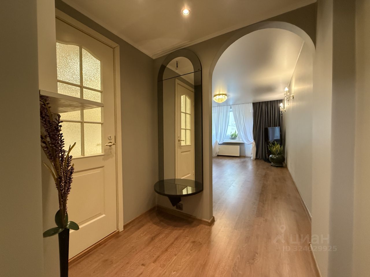 Аренда 3-комн квартиры на вторичном рынке Садовая-Триумфальная улица, 22/31