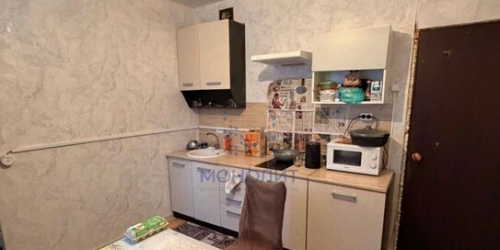 4-комн квартира ул Бутлерова,  д. 4