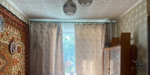 3-комн квартира Ломоносов г., Александровская ул. ,  д. 30