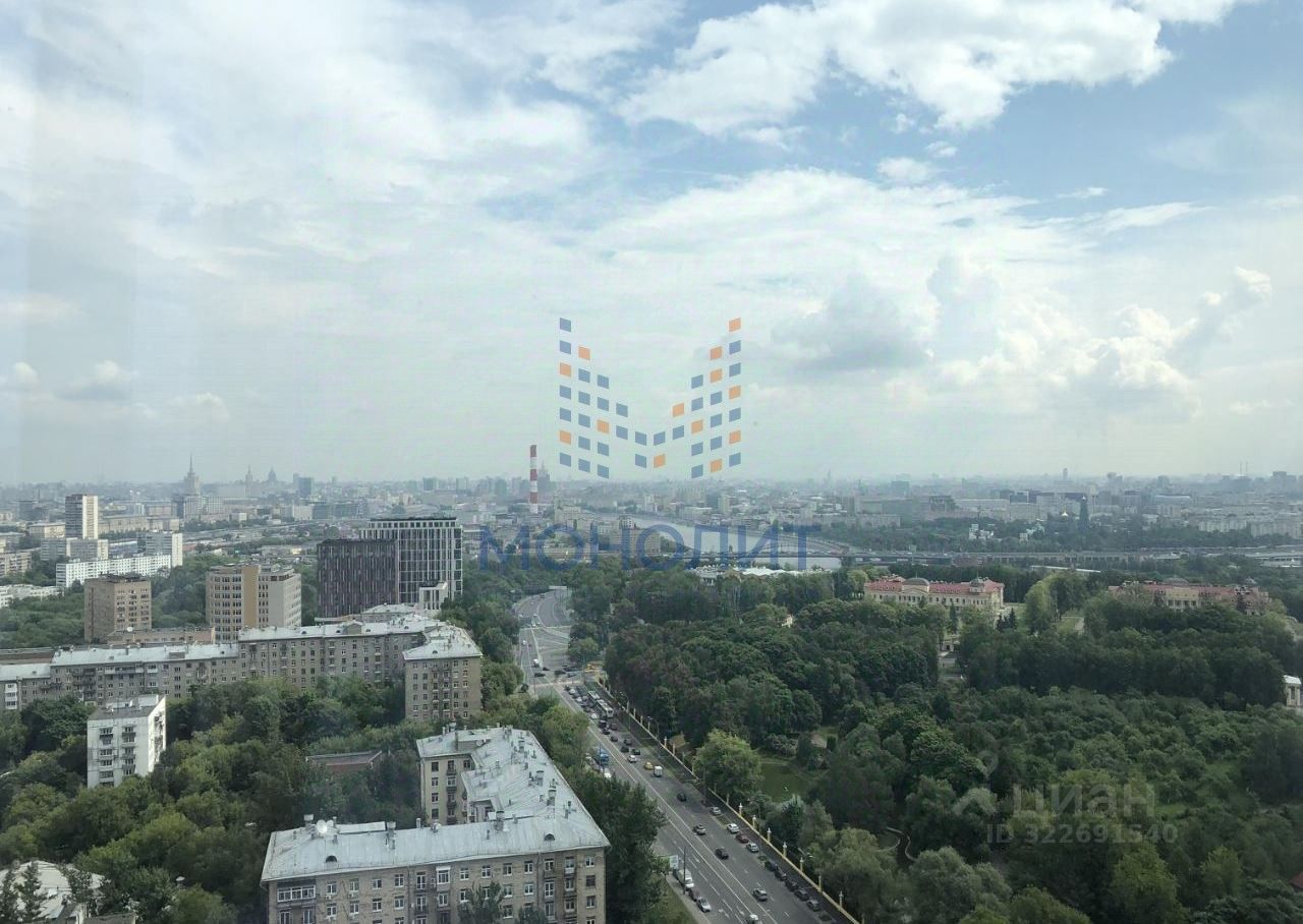 Продажа 3-комн квартиры на вторичном рынке Мосфильмовская улица, 8