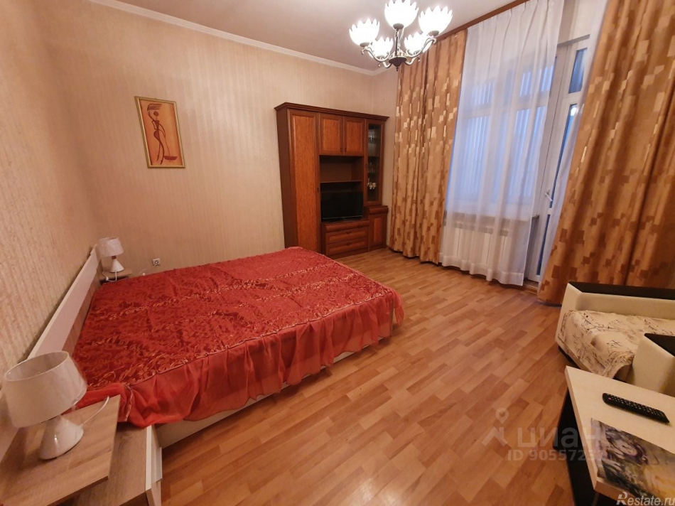 Аренда 1-комн квартиры на вторичном рынке Преображенская площадь,  д. 4