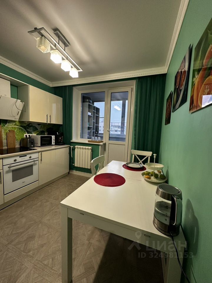 Продажа 3-комн квартиры на вторичном рынке Королев, проспект Космонавтов, 38